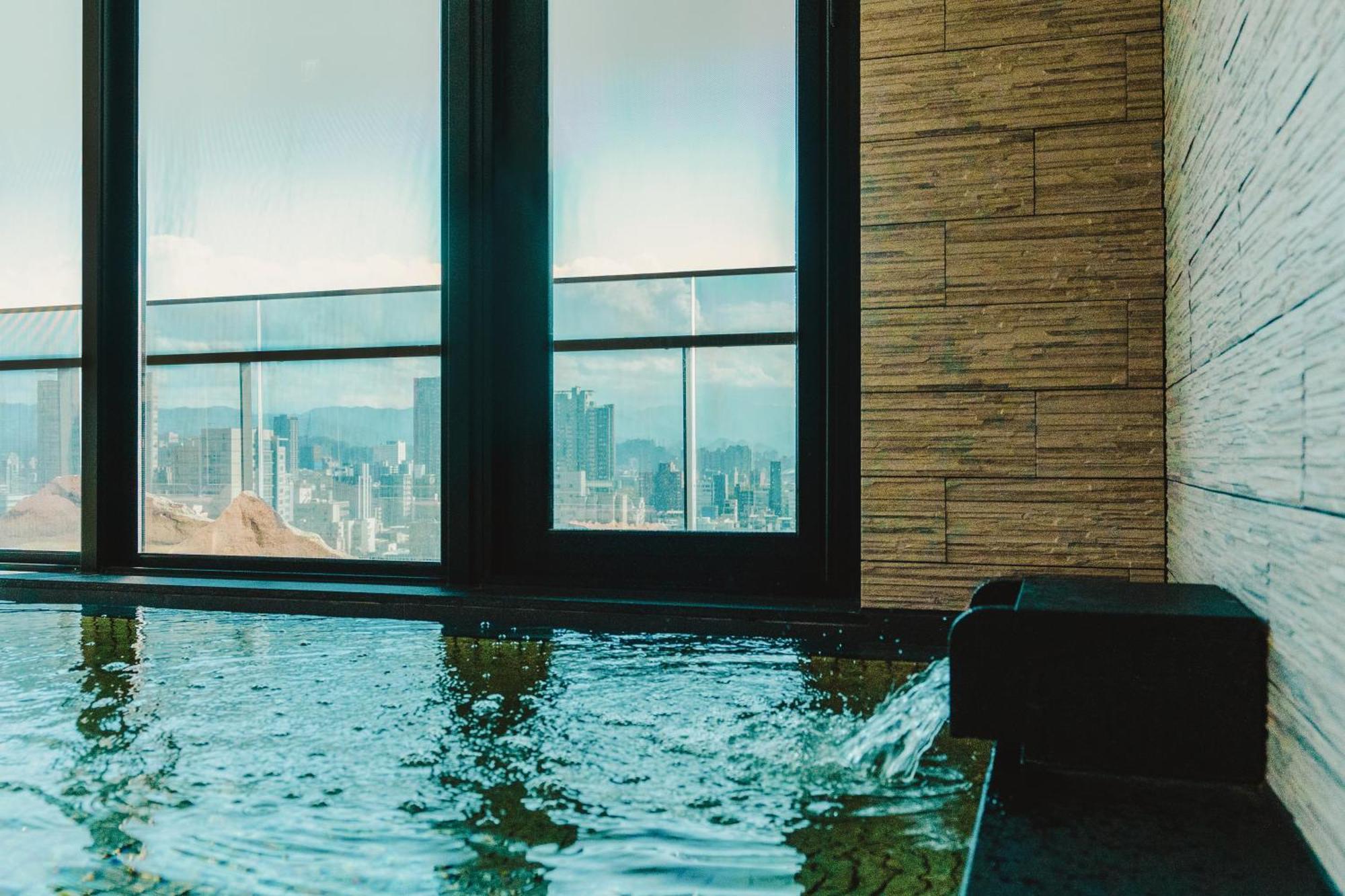 Mgh Mitsui Garden Hotel Taipei Zhongxiao Экстерьер фото